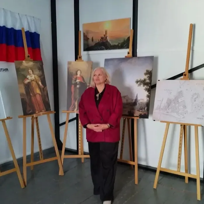 В Скадовске открылась историко-художественная выставка «Общая история — общее будущее»