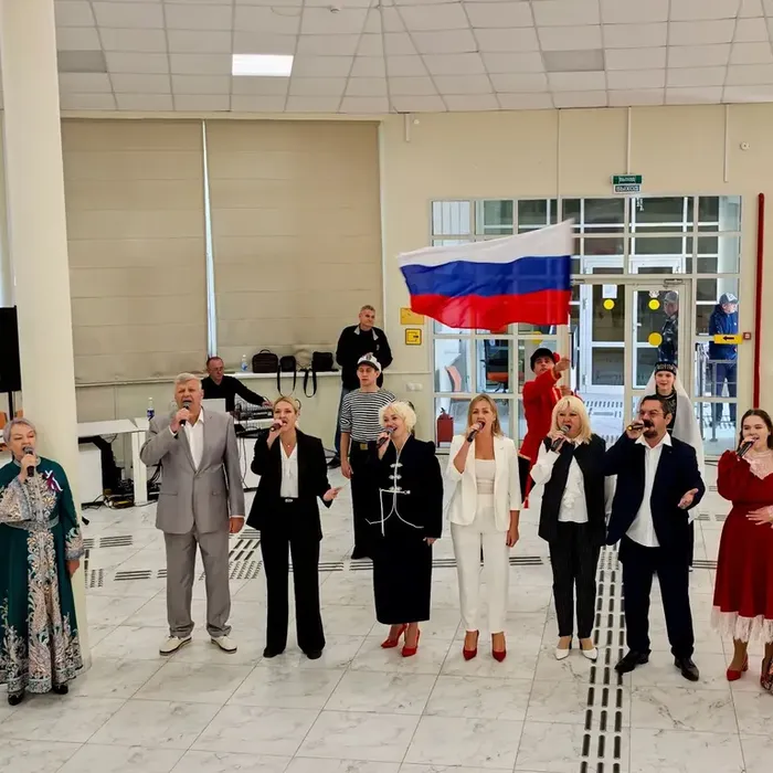 В Правительственном квартале состоялся концерт в преддверии Дня воссоединения
