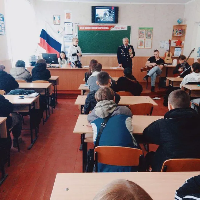 Круглый стол «Пока мы помним, мы живем»: Мероприятие посвящено Дню памяти воинов-интернационалистов.